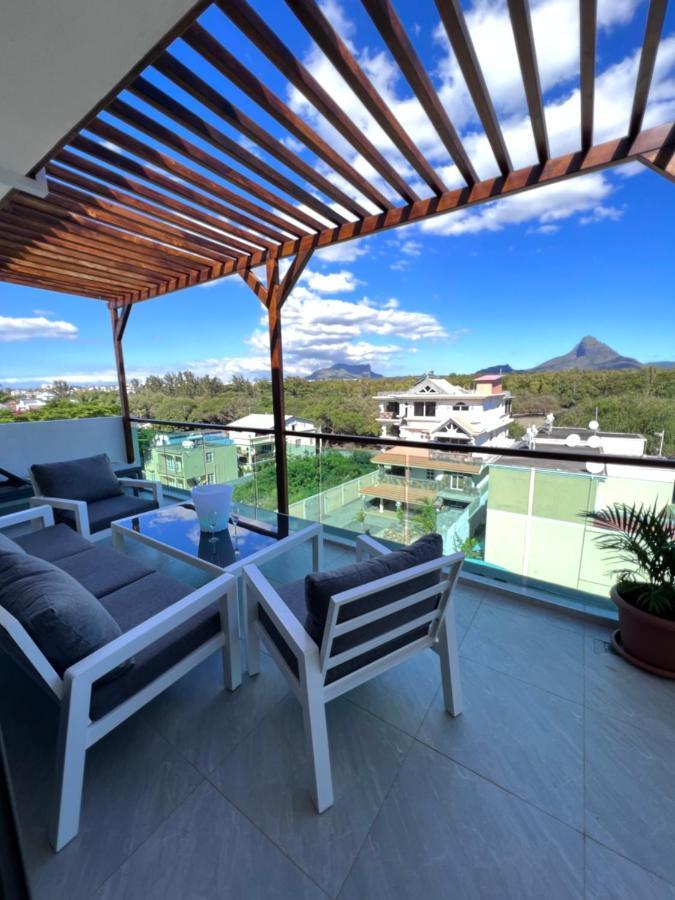 Top-Floor Modern 3Bd Penthouse With Beautiful Mountain View Terrace - 5 Min Walk To Beach Flic-en-Flacq Exterior foto